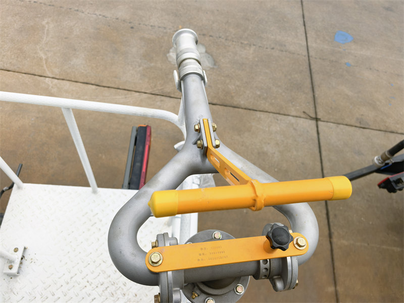 Howo water tank truck