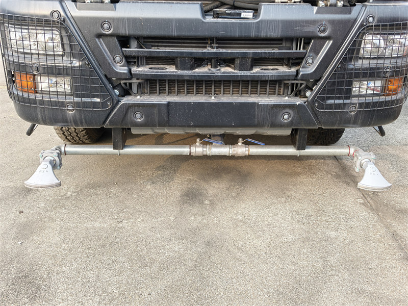 Howo water tank truck