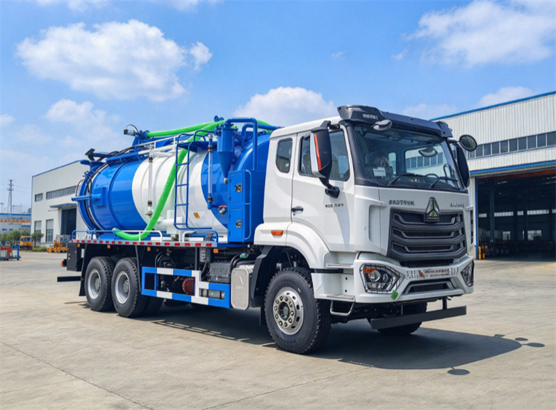 HOWO 16000L sewage tank truck